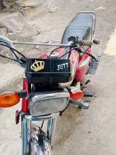 urgent sale Honda CG 125 2019 model Karachi number