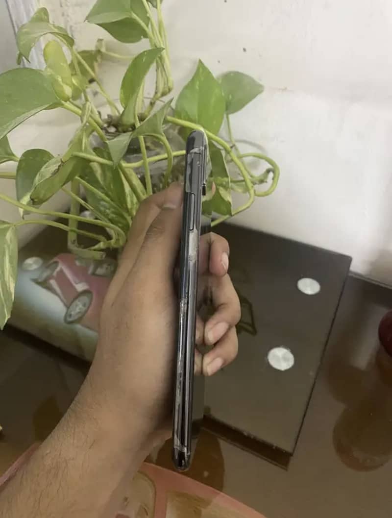 iPhone XS Max 10/10 non pta factory unlock 1