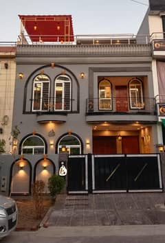 5 Marla Brand New Semi Furnished House in Park View City Lahore