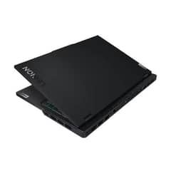 Legion Pro 7 Gen 8 AMD (16″) with RTX 4090