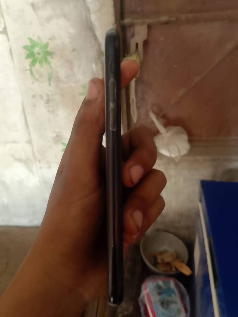 IPhone XR non pta 64gb 10/10 Exchange With Google Pixel 6a PTA 6