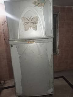 Dawlance fridge freezer