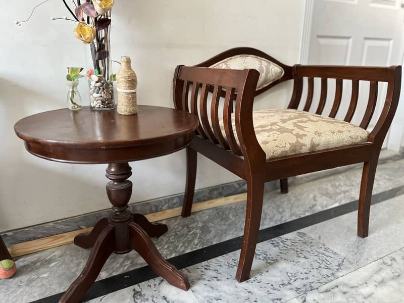 Coffee set Chairs set with Round Table New Condition 1
