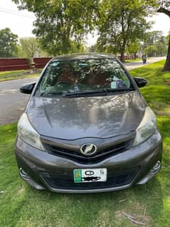 Toyota Vitz 2016