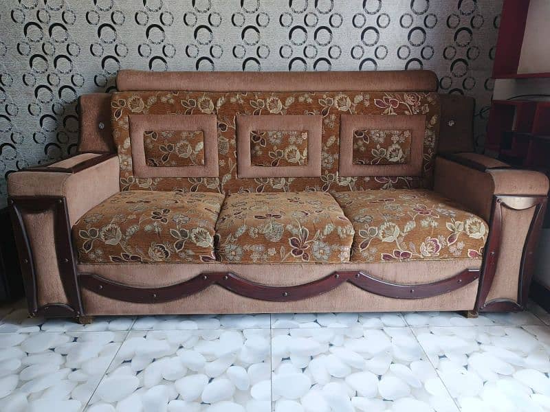 3+2+1 sofa set with three tables 3