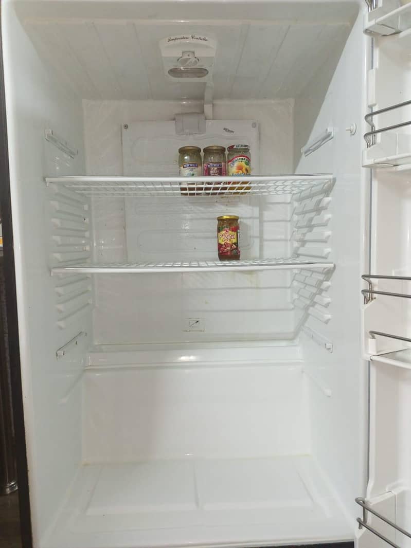 Dawlance Energy Saver series refrigerator 11