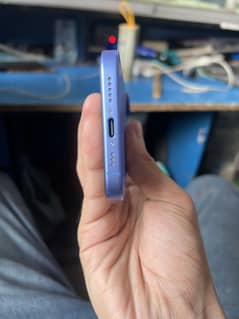 I phone 16 jv just like brand new 100 health 175cc with box cable