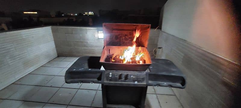 BBQ Grill 2
