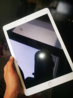 iPad Air 2 16GB WiFi (UAE)