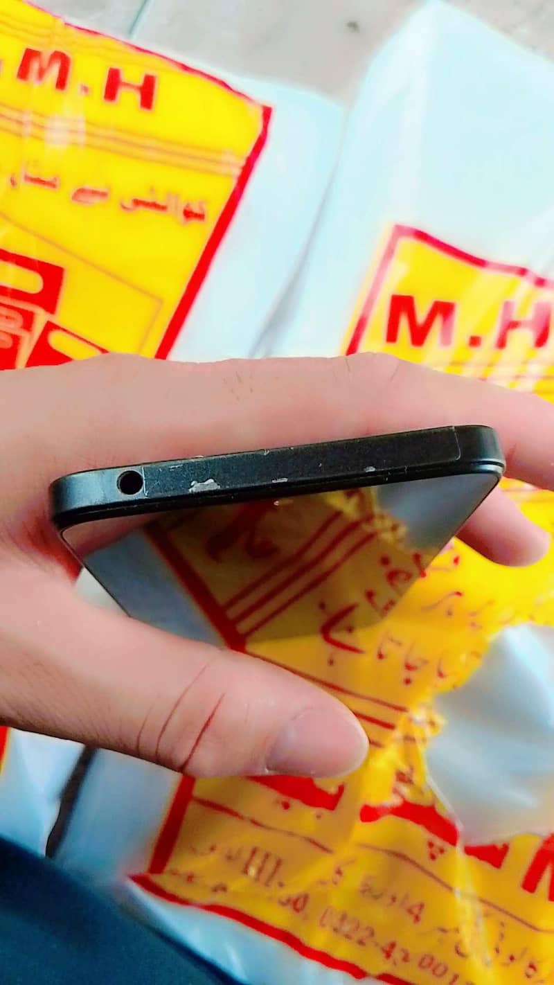 redmi 13c 10/10 condition 2