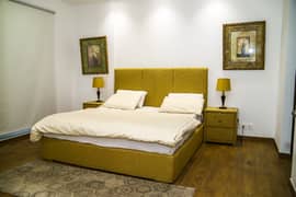 Luxury Apartment for Short Stay/full day Rent in Bahria Town Lahore