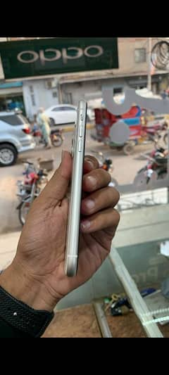 I phone 11 full new condition,lgv60thinq5g,sonyxperia5
