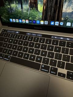 Macbook pro M2 8/256
