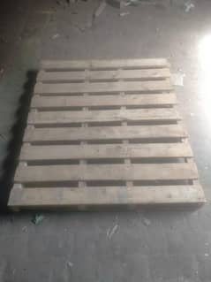 40 x 48 pallets