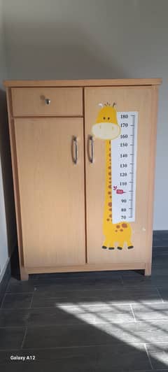 Kids’ Wooden Cubby Organizer – Smart Storage for Modern Homes