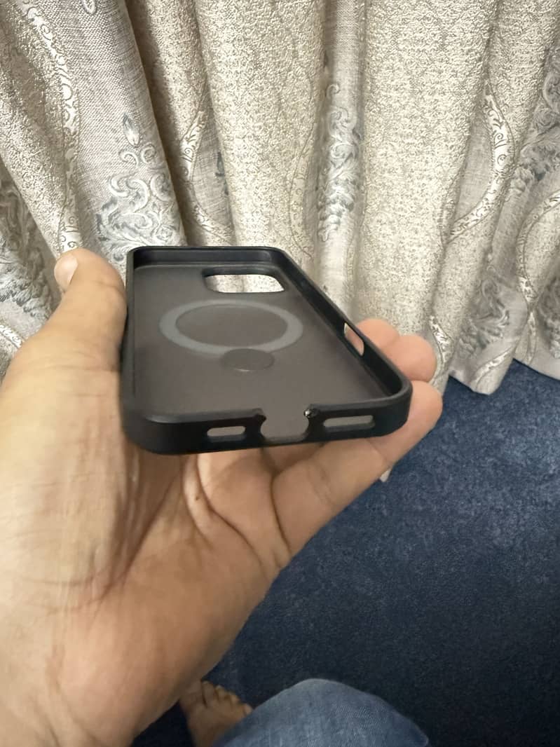 Torras USA iPhone 16 Pro Max Cover 3