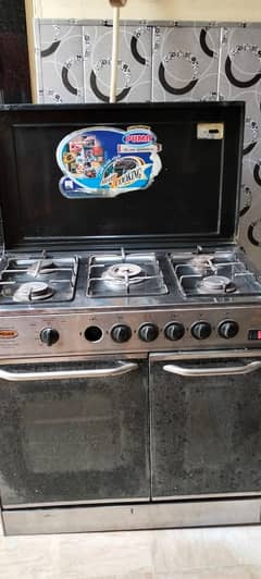 cooking range for sale near n clean 80% condition
