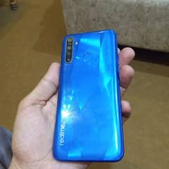 Realme 5 4/64 Read ad