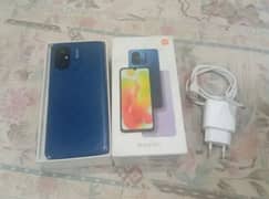 Redmi 12c 4+4/128GB good condition complete box.