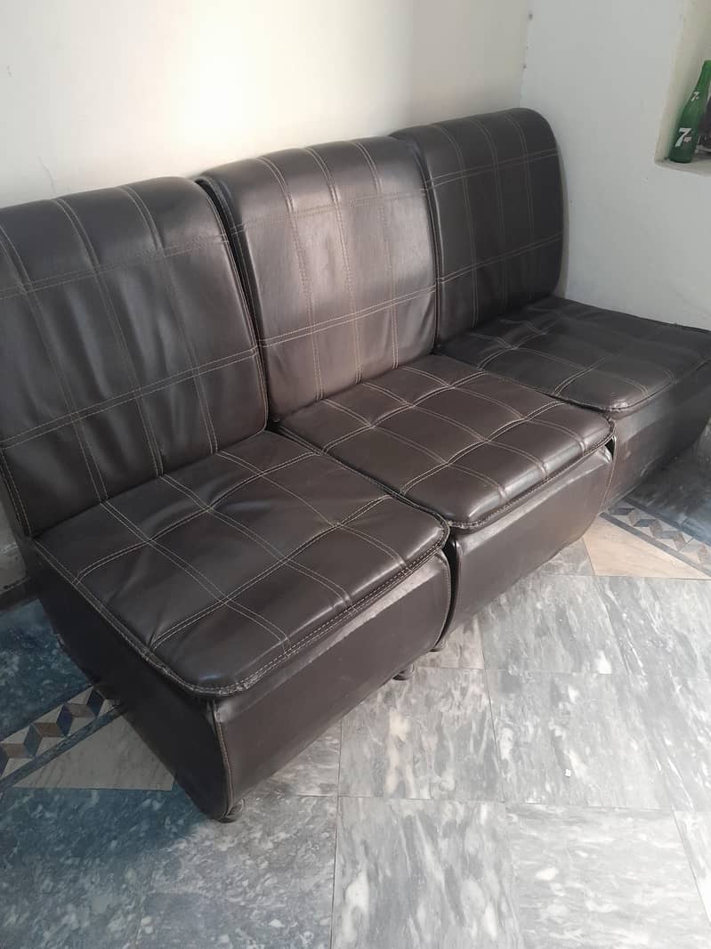 office sofa 3 only 6 month  use 0