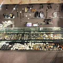 showcase