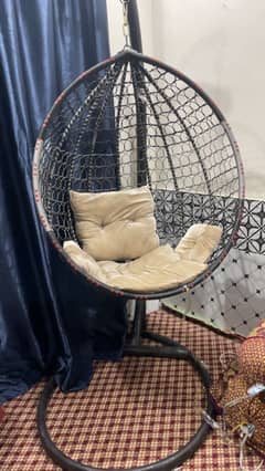 Egg shape swing chair
