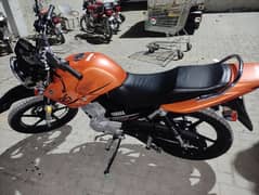 Yamaha YBR 125G Orange Matt