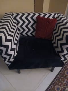 5 seater sofa set with 5 small pillow