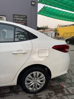 YARIS 2020 DUAL VVTI WHITE COLOR SINDH REGISTERED