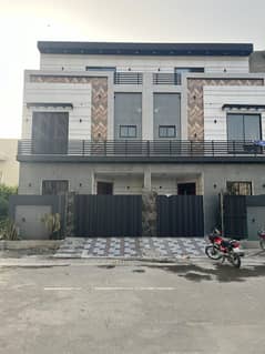 3 Marla Facing Park Triple Storey House For Sale In Etihad Town Prime Location Block A