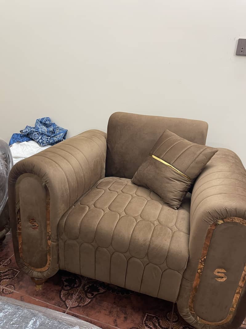7seater sofa set with table 2