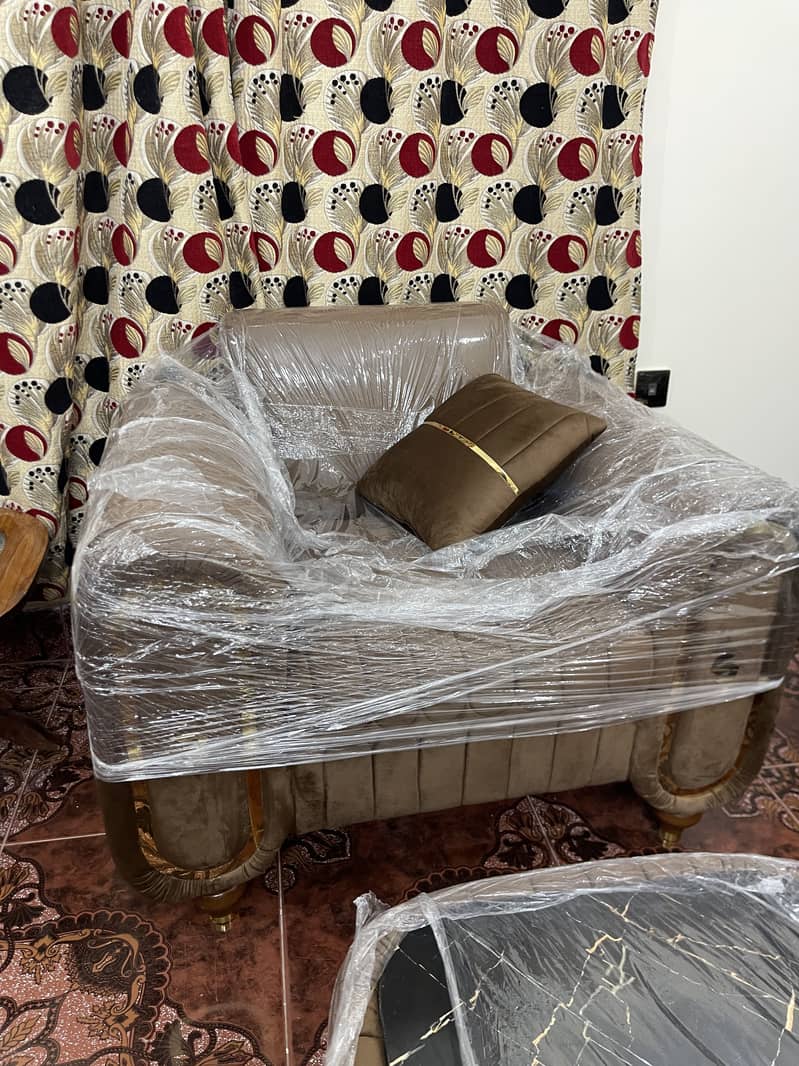 7seater sofa set with table 8