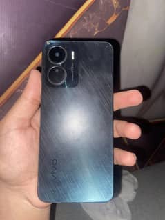 Vivo y16