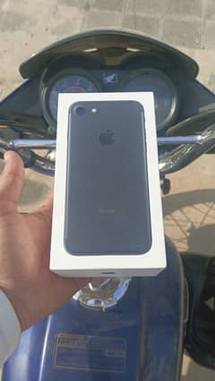 iPhone 7 complete box