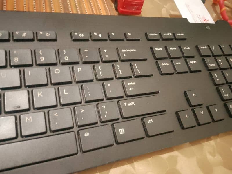 good keyboard good quality and all working condition 3