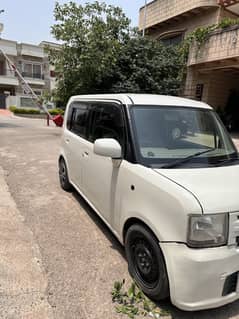 2014 Toyota Pixis Space 660cc