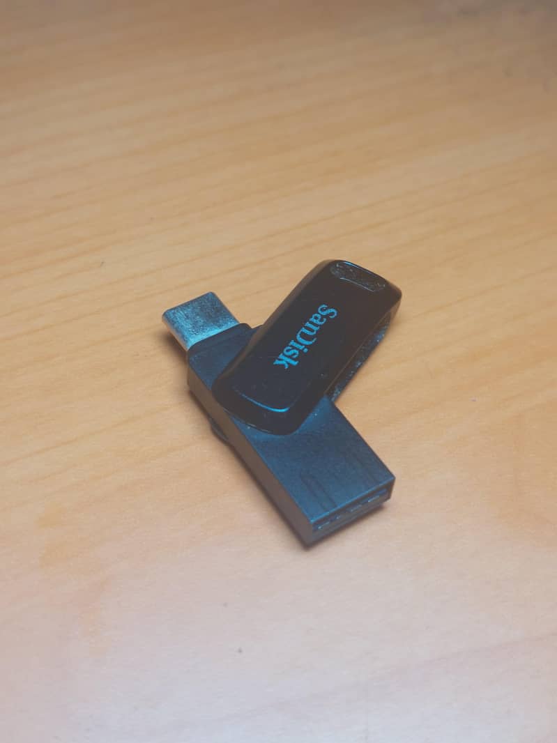 SanDisk 256gb Dual Drive (type c + type A) read ad 2