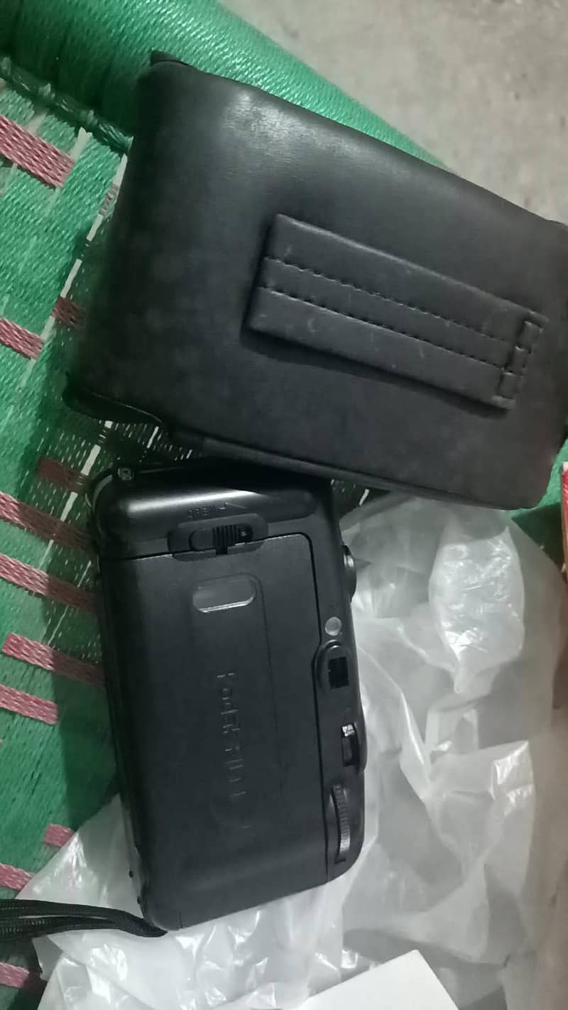 camera in good condition 1