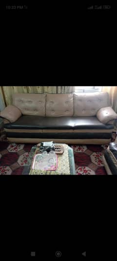 7 Seater Sofa Set For Sale In Good condition