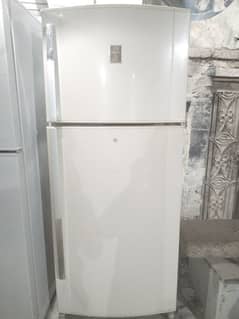 Dawlance full size refrigerator good cooling & 10/10 condition