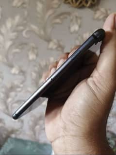 iPhone 8