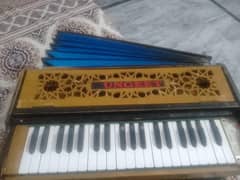 old indian Harmonium