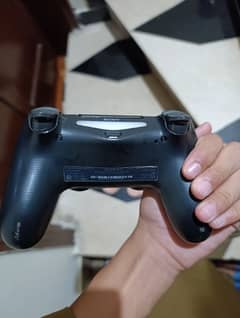 ps4 gaming controller scratch less 10/10 condition