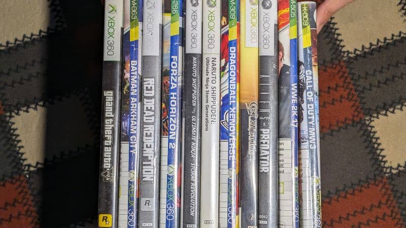 x-box 360 with 5 controllers and many games 9