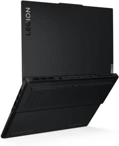 Legion Pro 7 Gen 8 AMD (16″) with RTX 4090