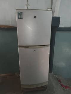 pel refrigerator in good condition