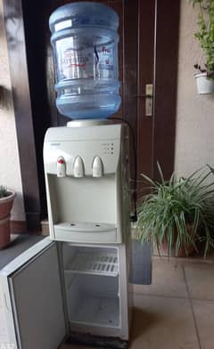 Orient Water Dispenser