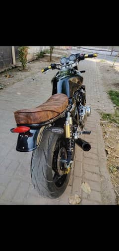 Honda Cb 400 inline 4 cylinder