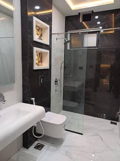 University Town 1 Kanal House For Sale