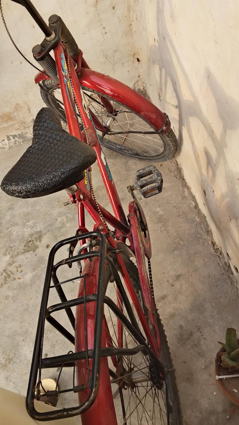 new sycle ziada use ni good condition 2